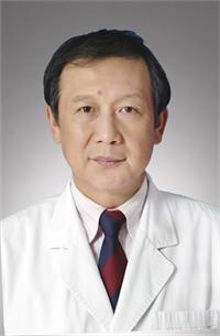 张哲成