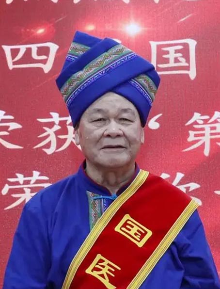 黄瑾明